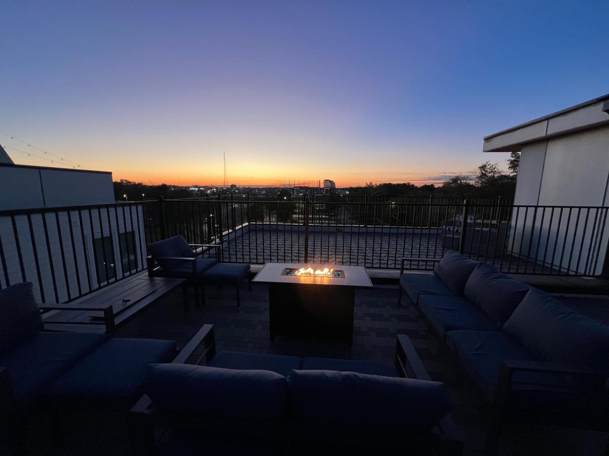 New Elevations Rooftop 5 Min To Downtown Nash 纳什维尔 外观 照片